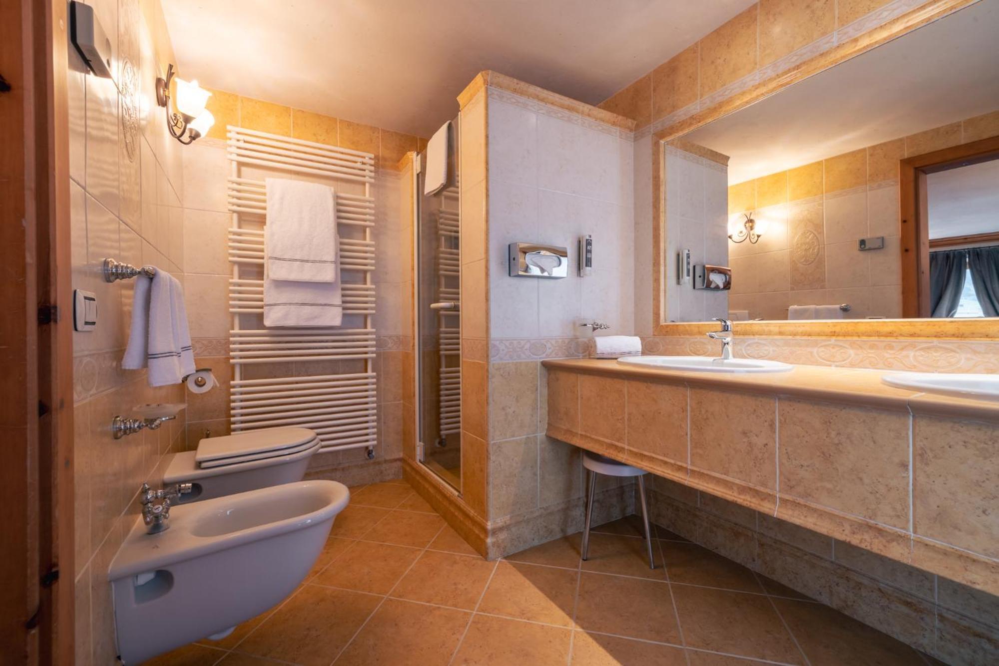 Hotel Spol - Adults Only Livigno Exterior photo